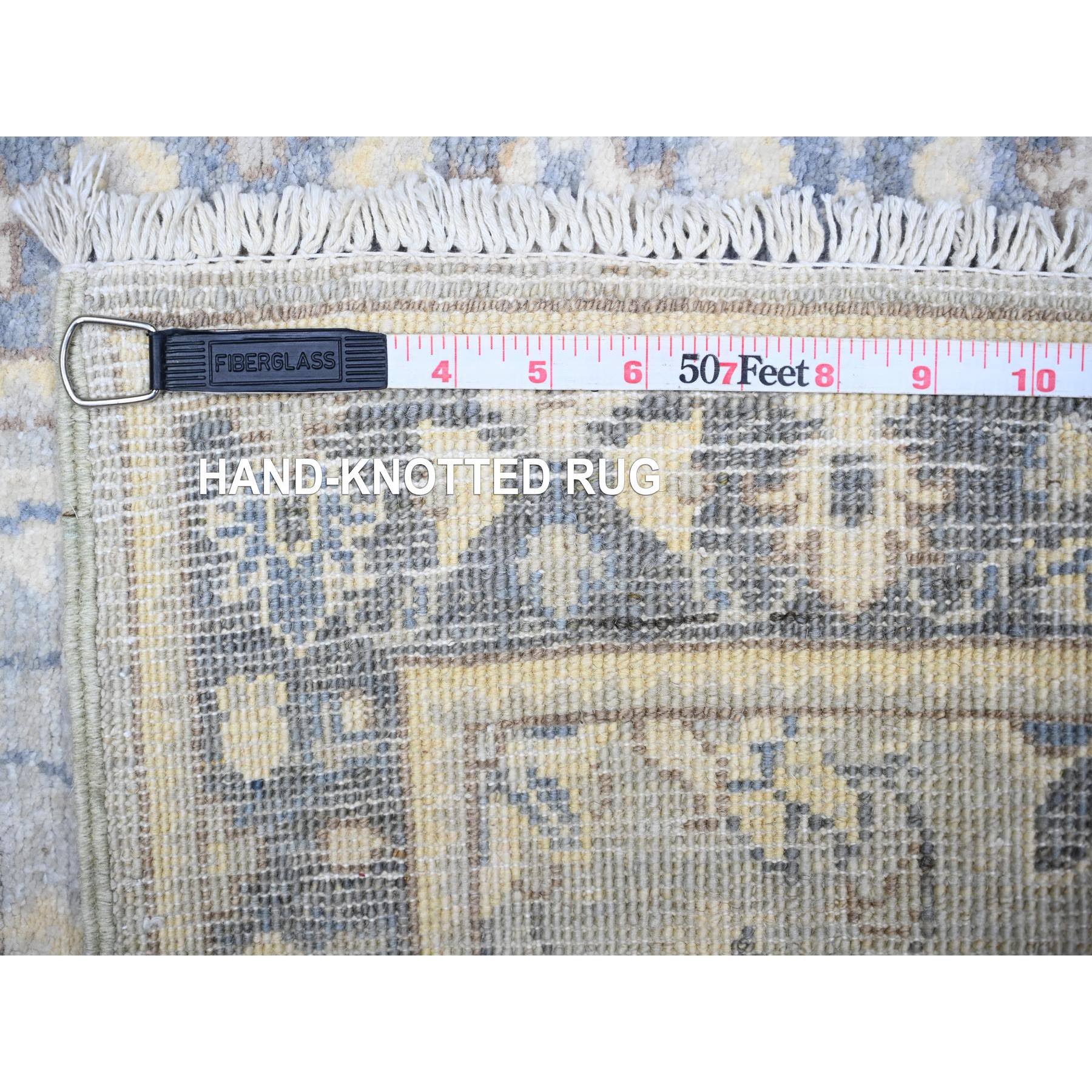 R88429%20006