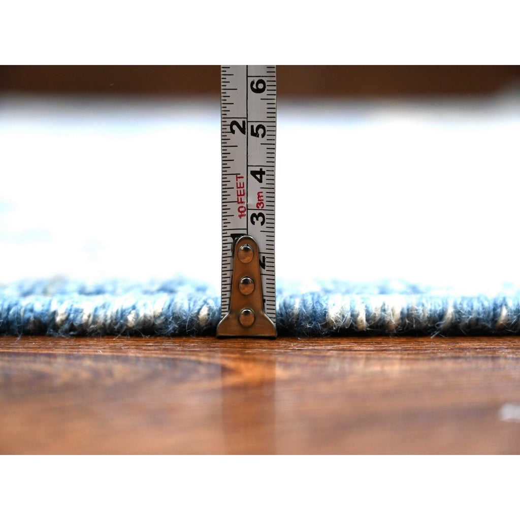 R88836%20011