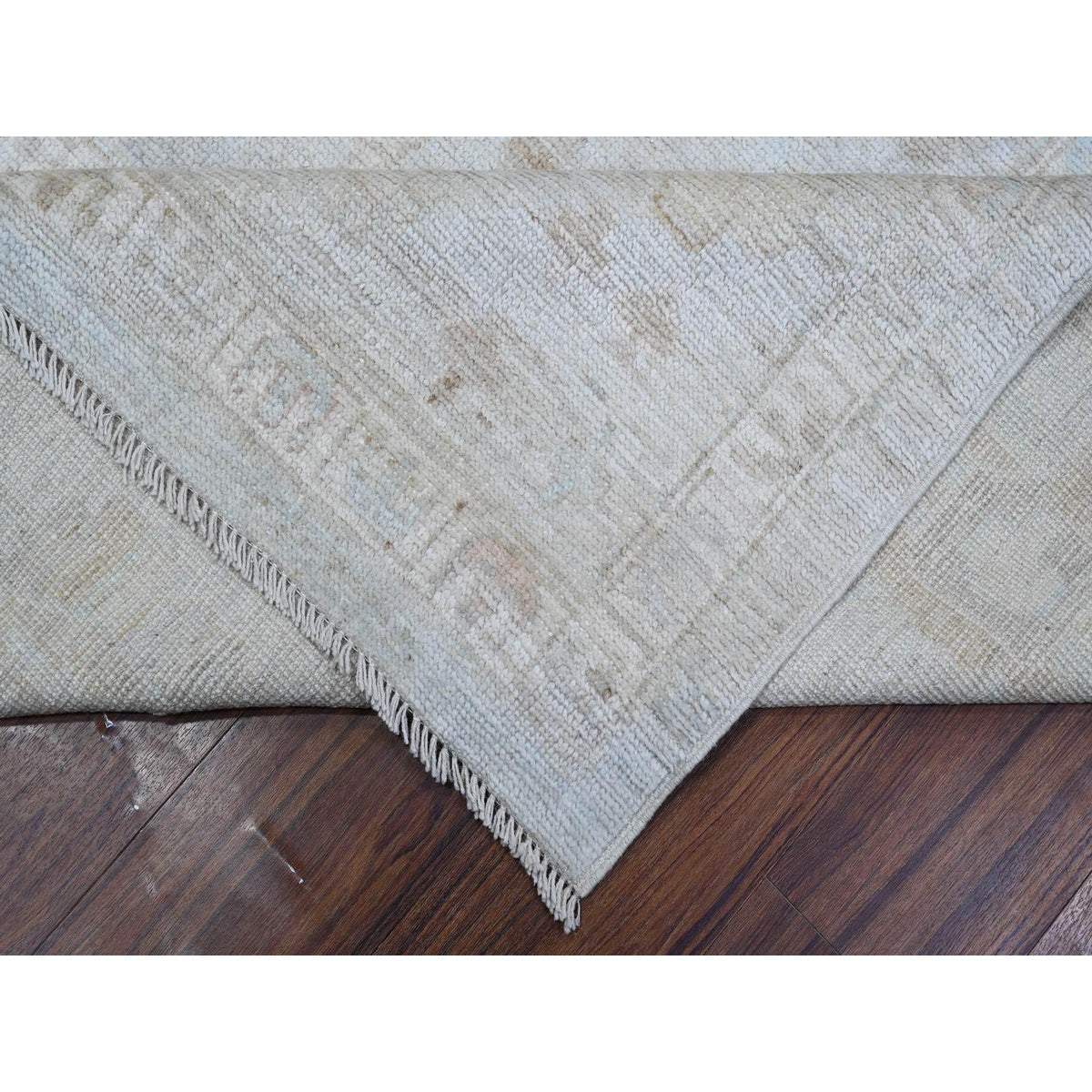 R88991%20007