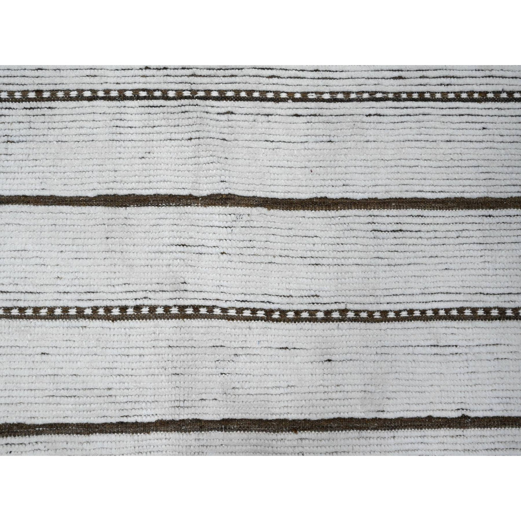 R89178%20009
