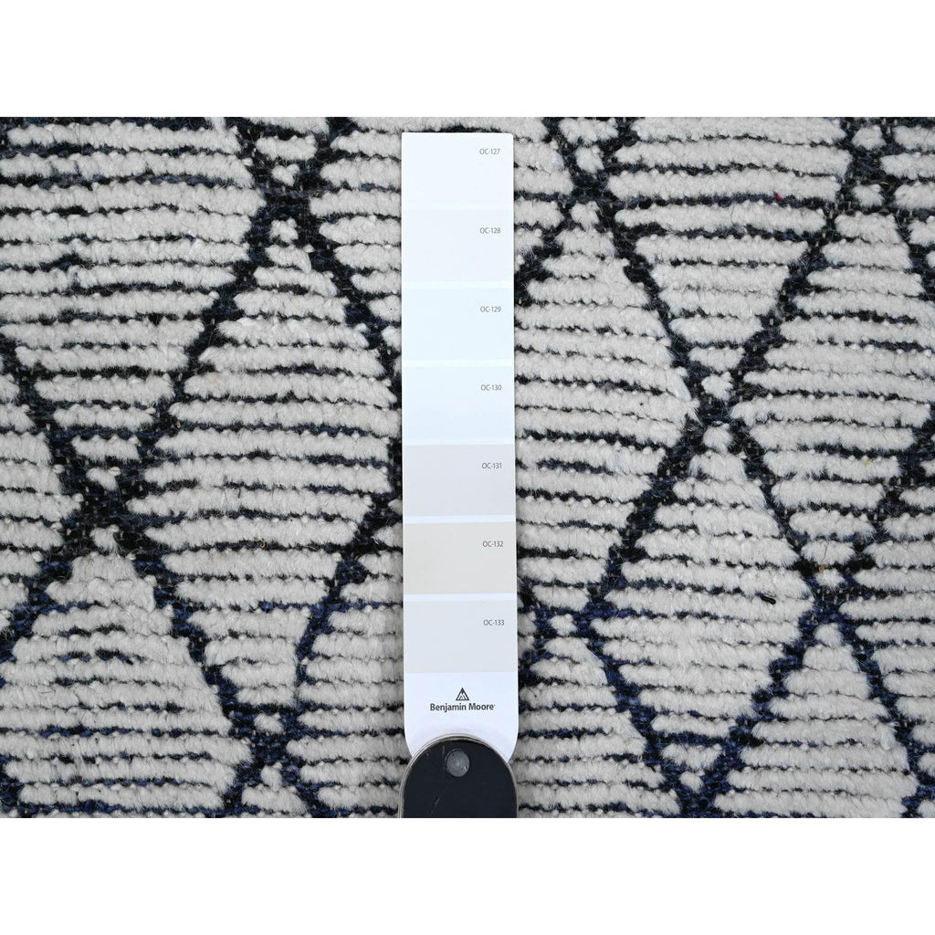 R89334%20008