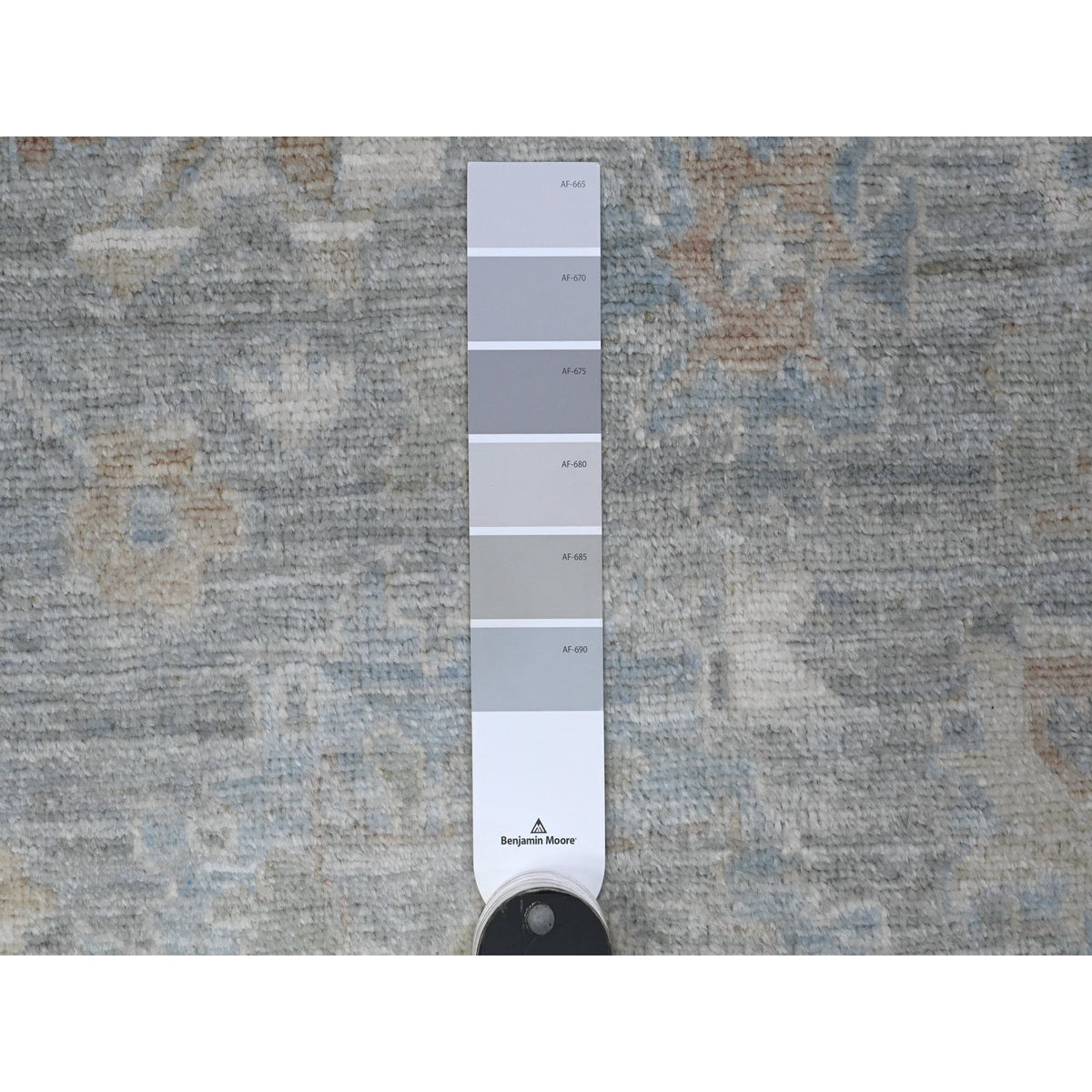 R89703%20008