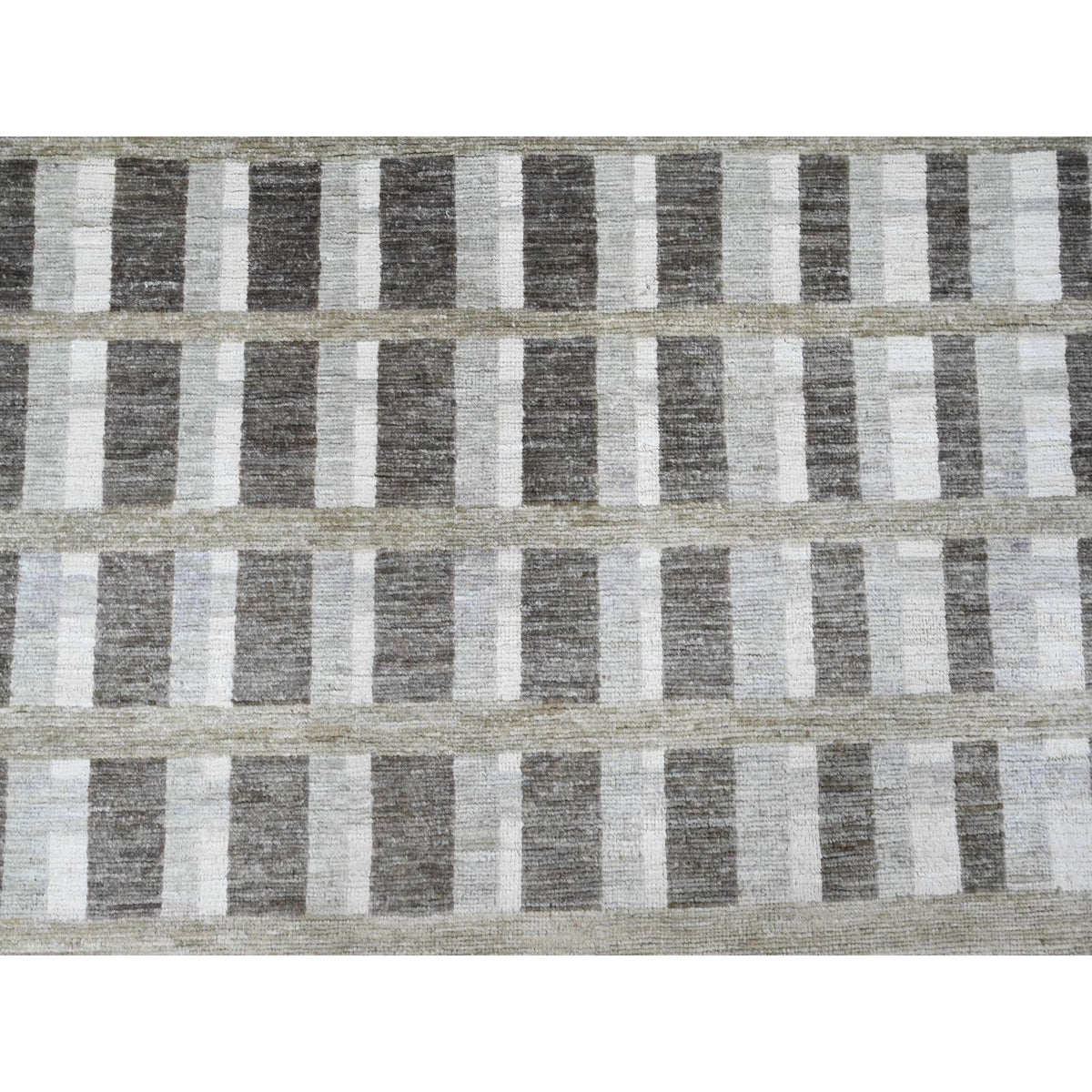 R89774%20009