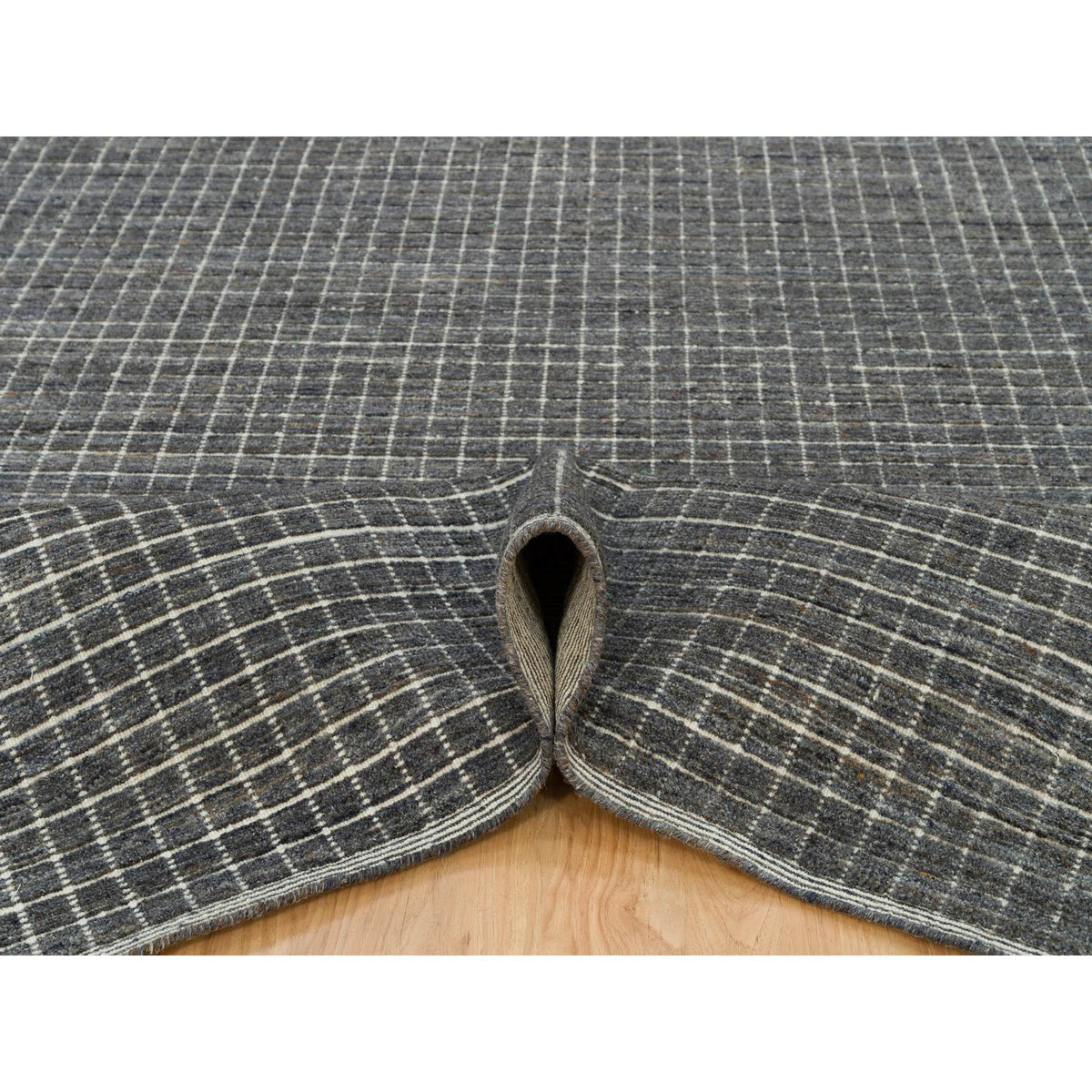 R90187%20006
