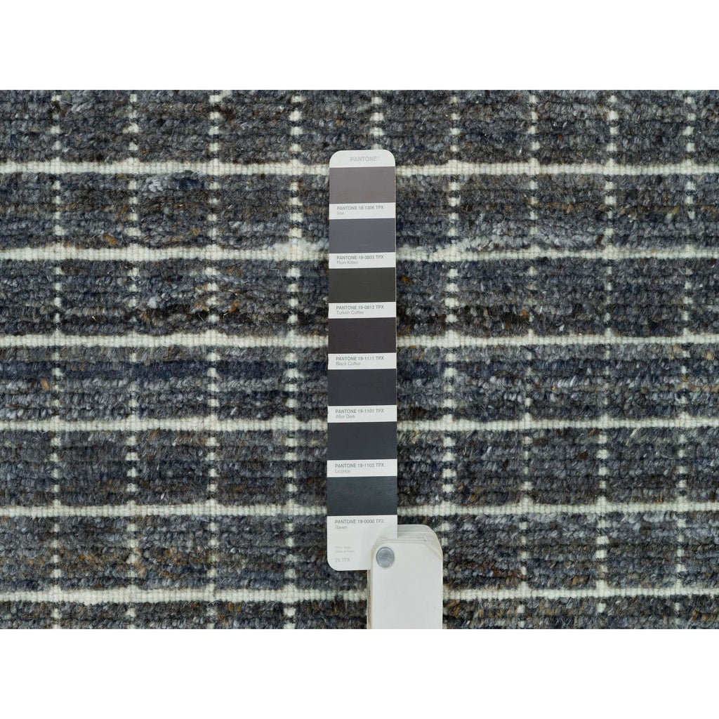 R90187%20008