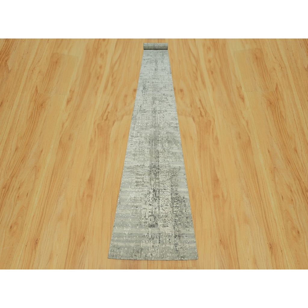 R90418%20002