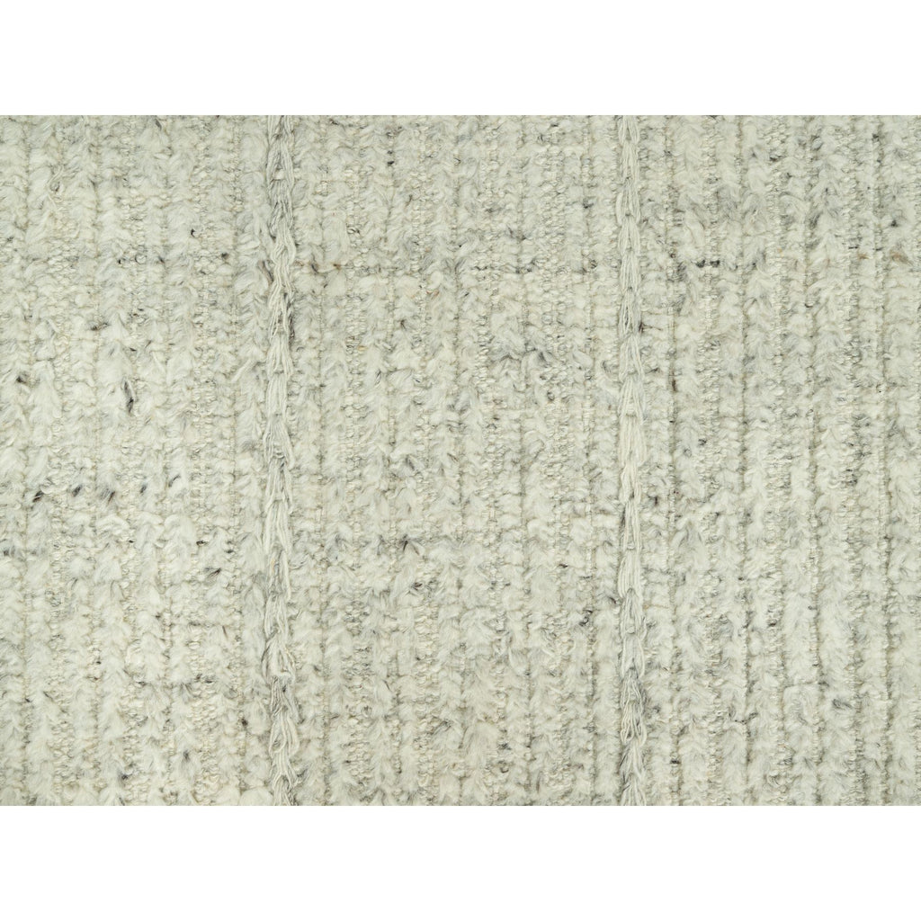 R90449%20009