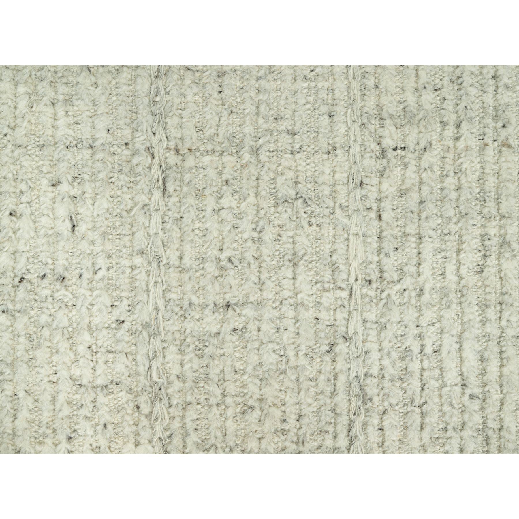 R90449%20009
