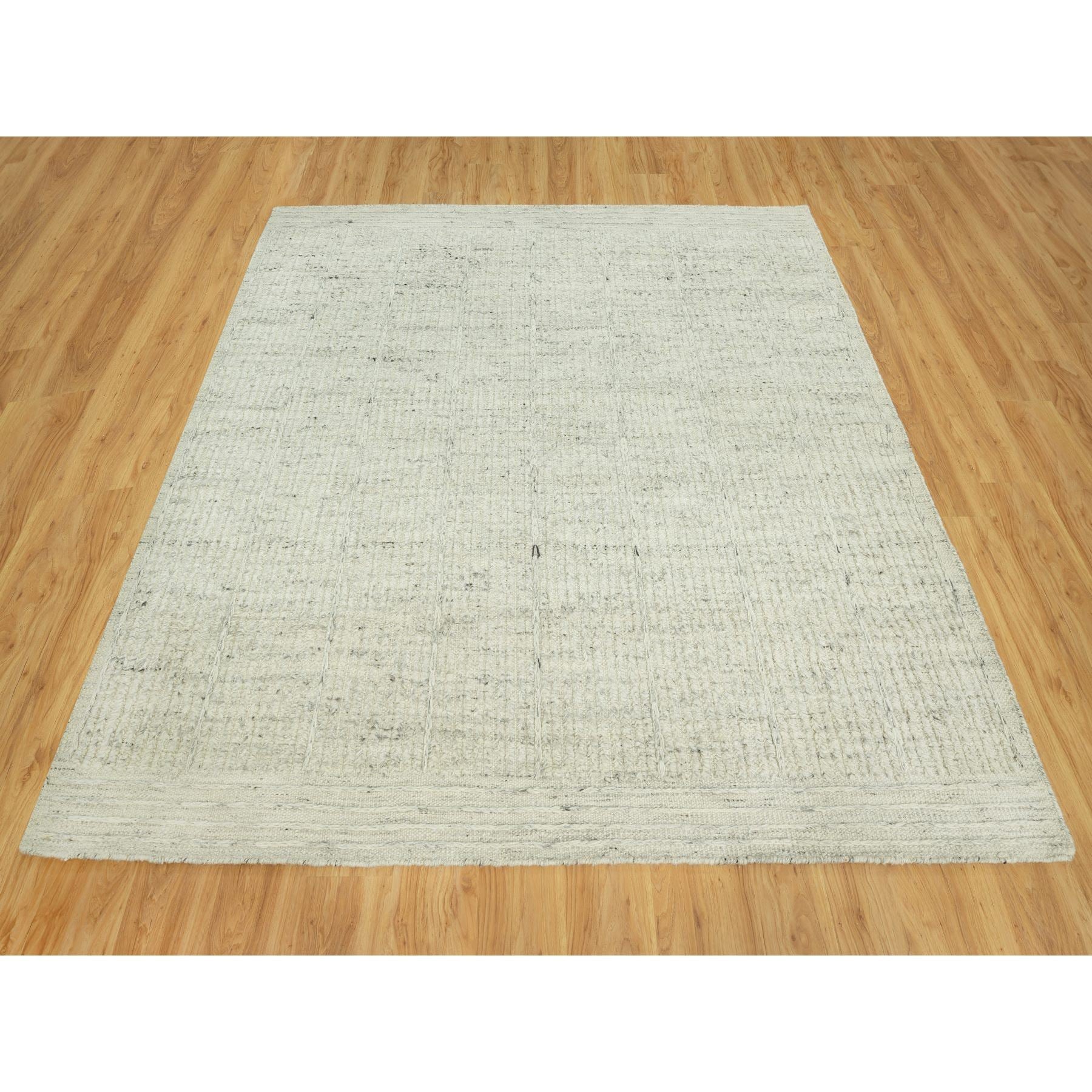 R90476%20003