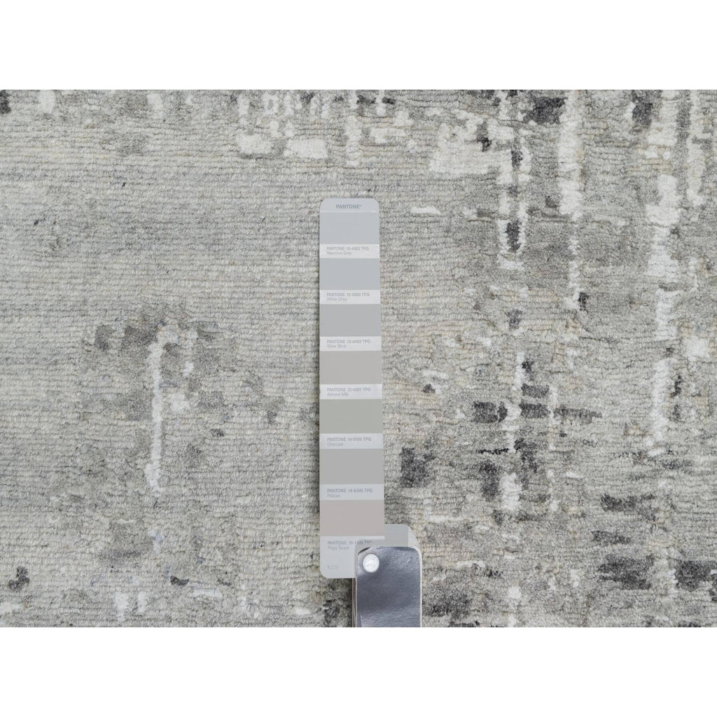 R90842%20008