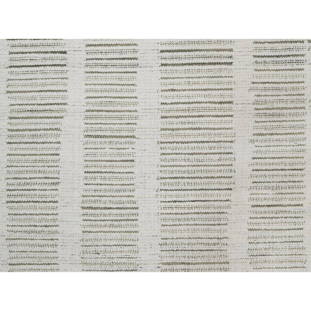 R91736%20009