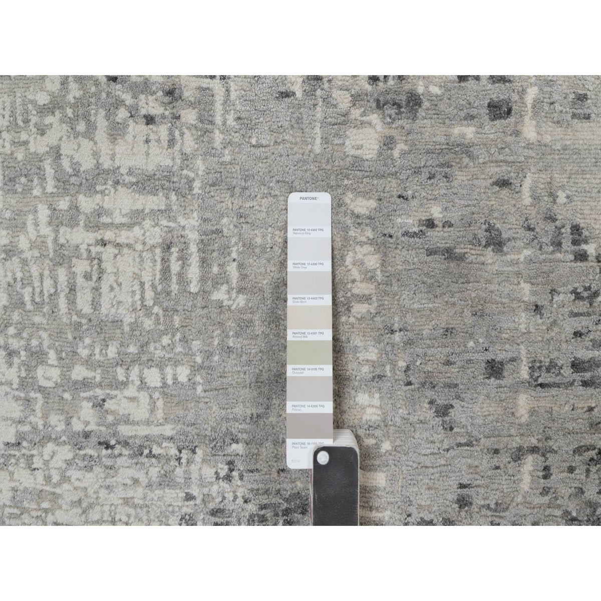 R91857%20008