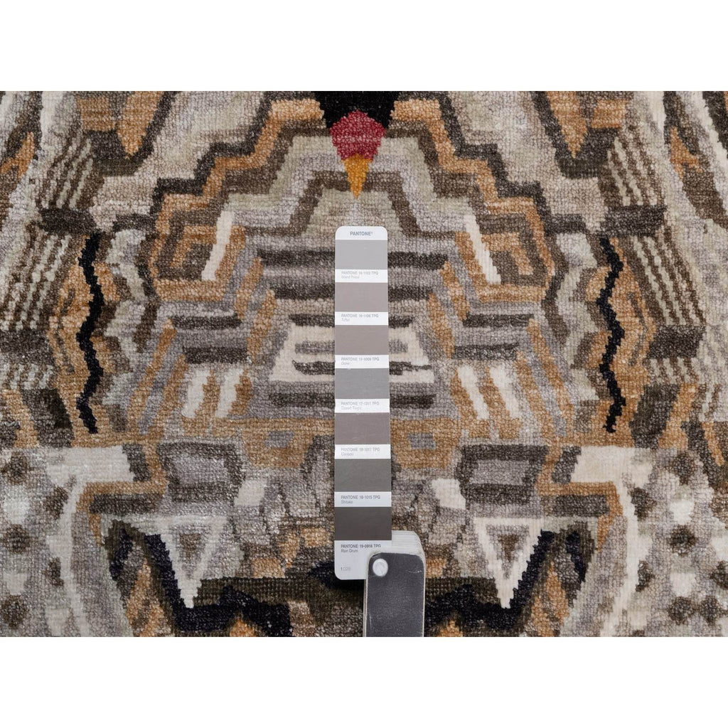 R92051%20008