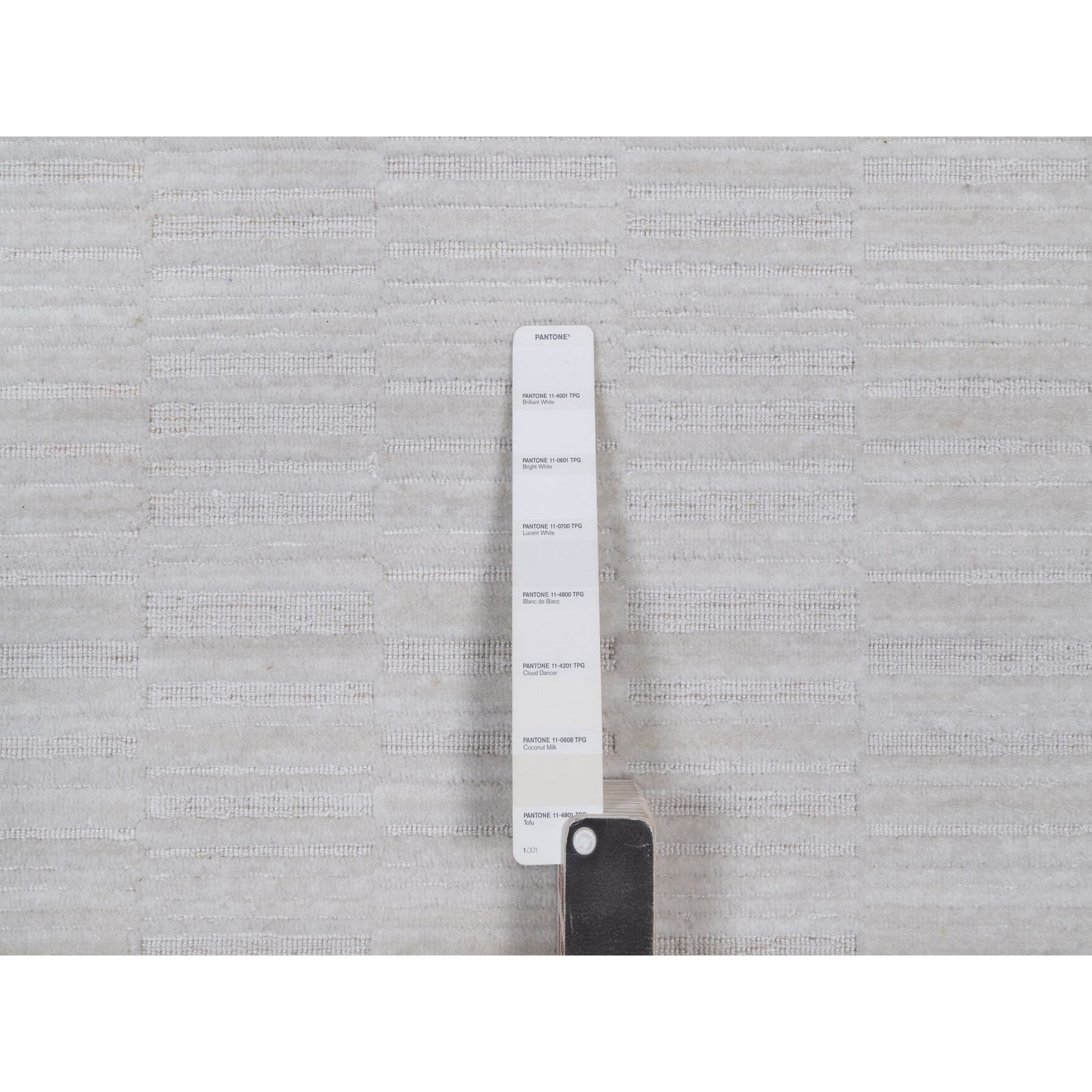 R92205%20008
