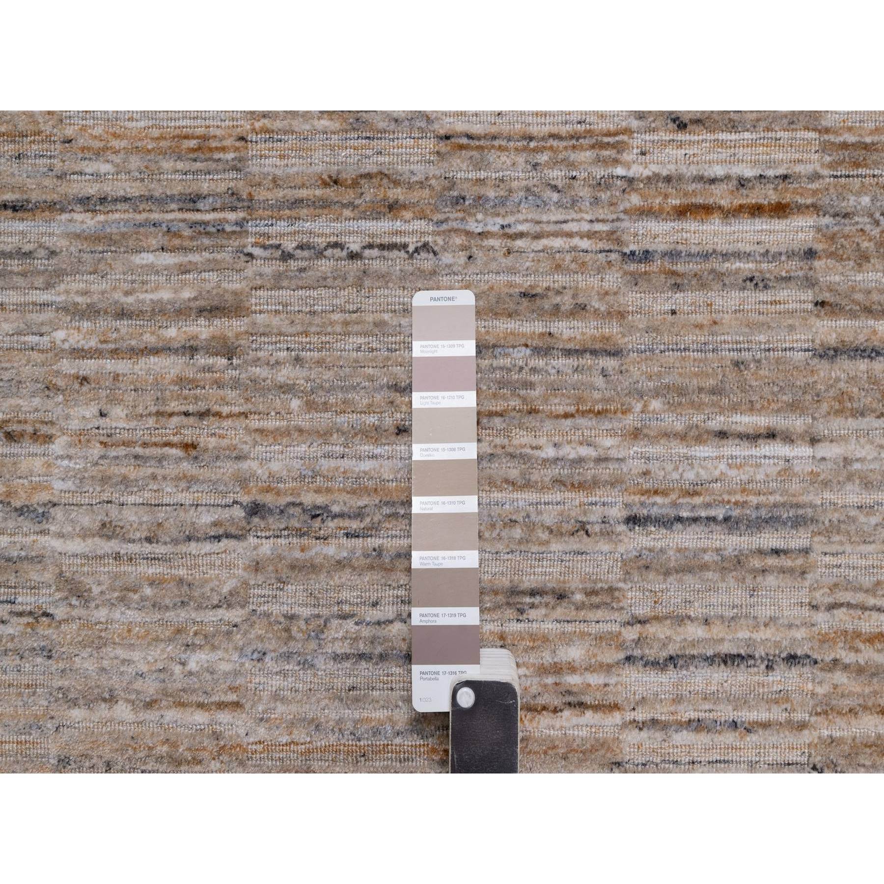 R92206%20004