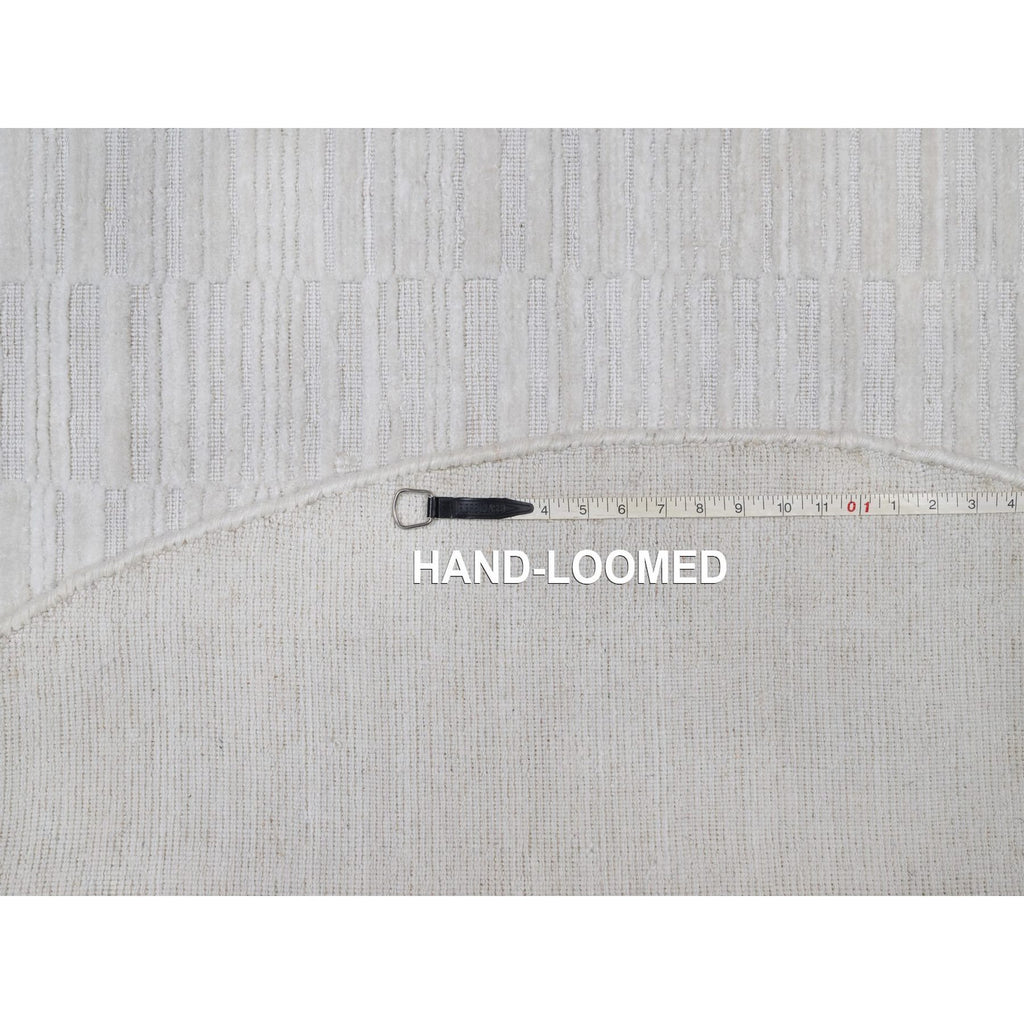 R92241%20008