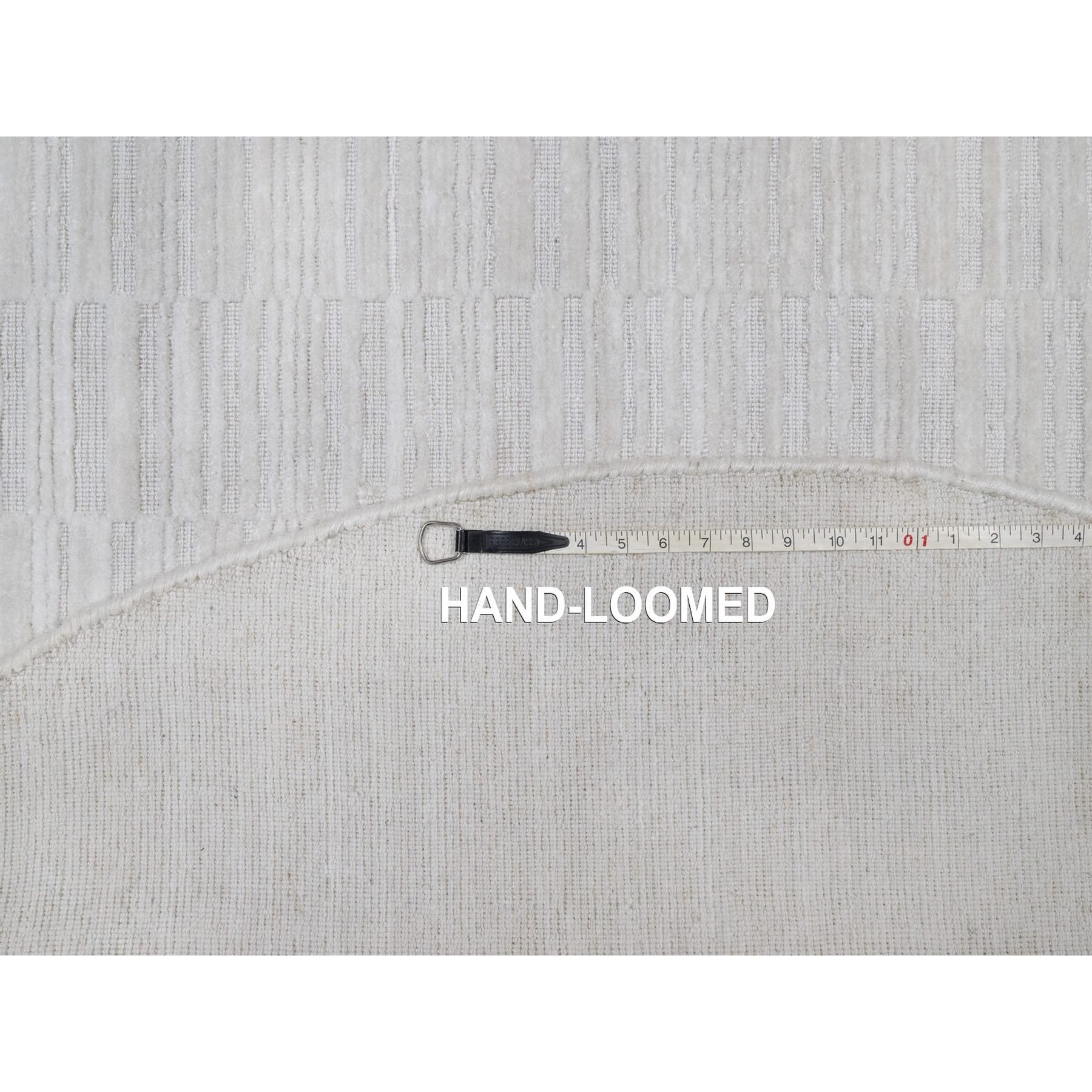 R92241%20008