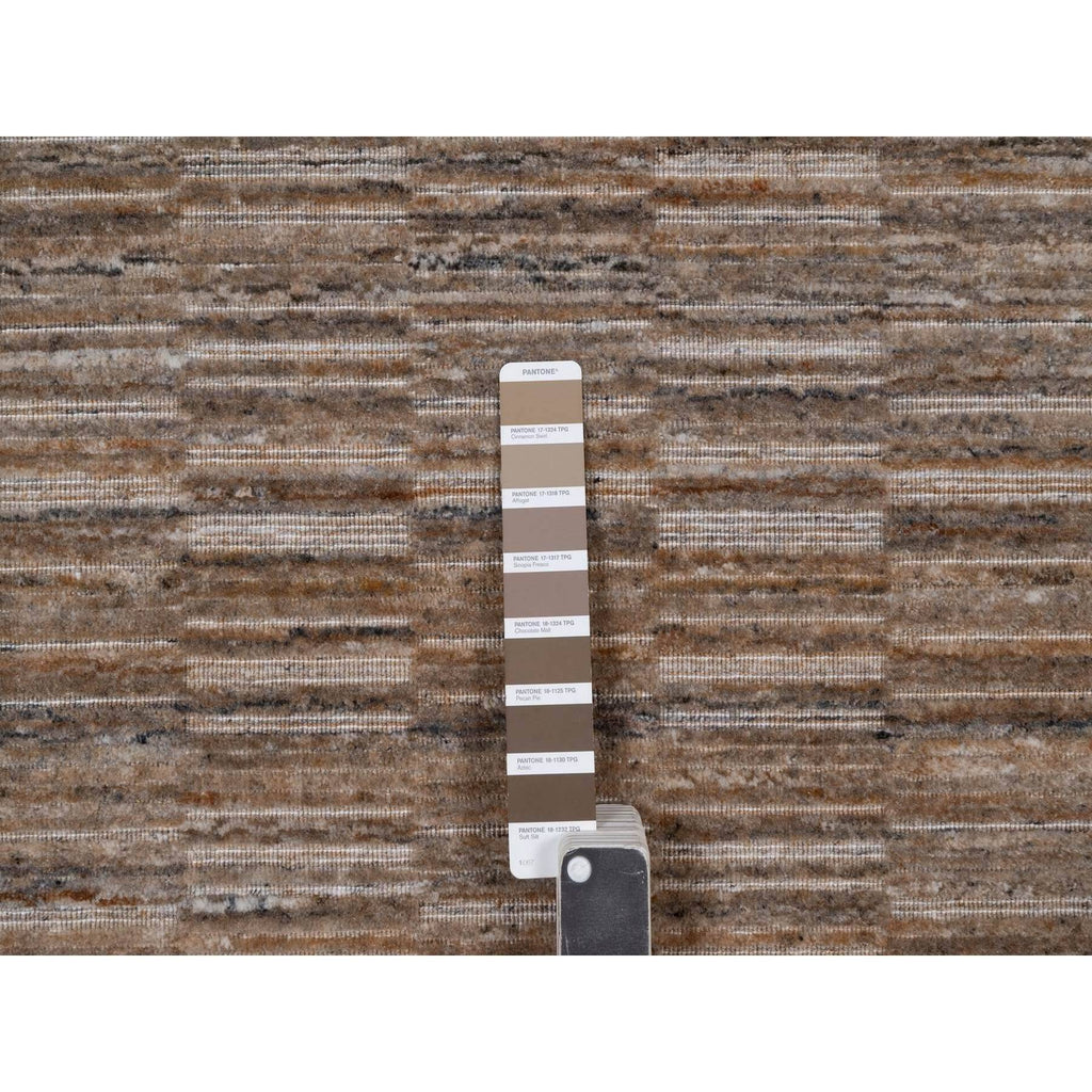 R92242%20008