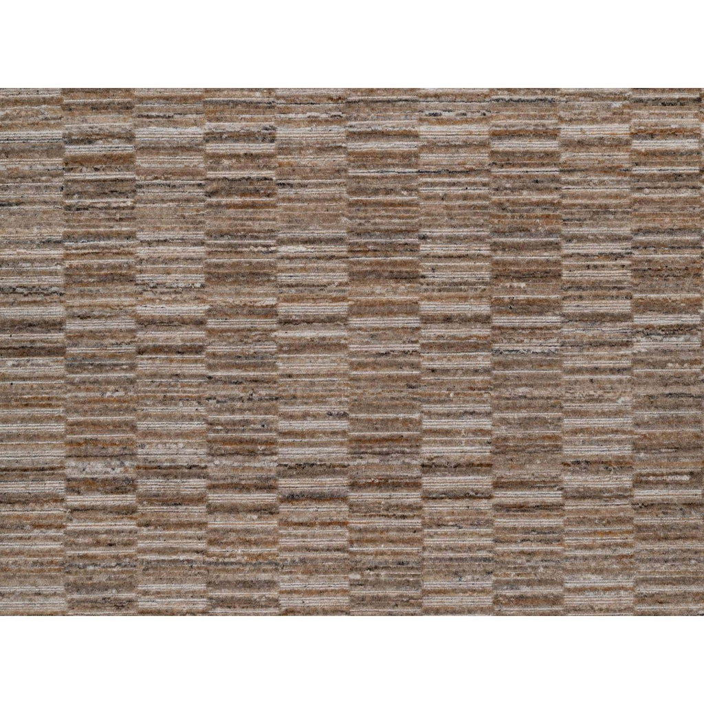 R92243%20009