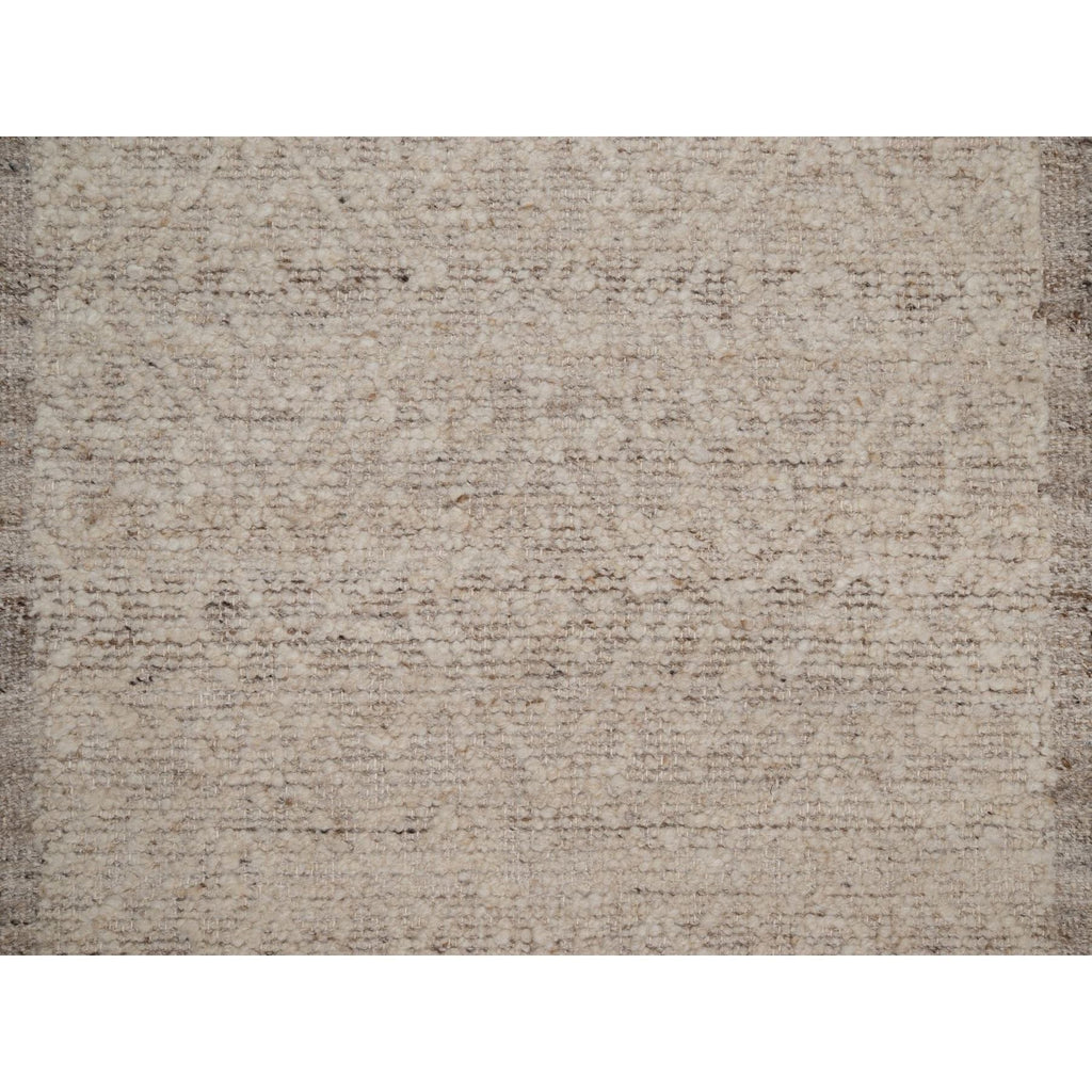 R92282%20005
