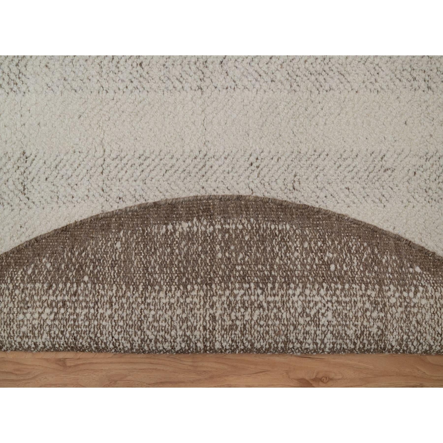R92312%20003