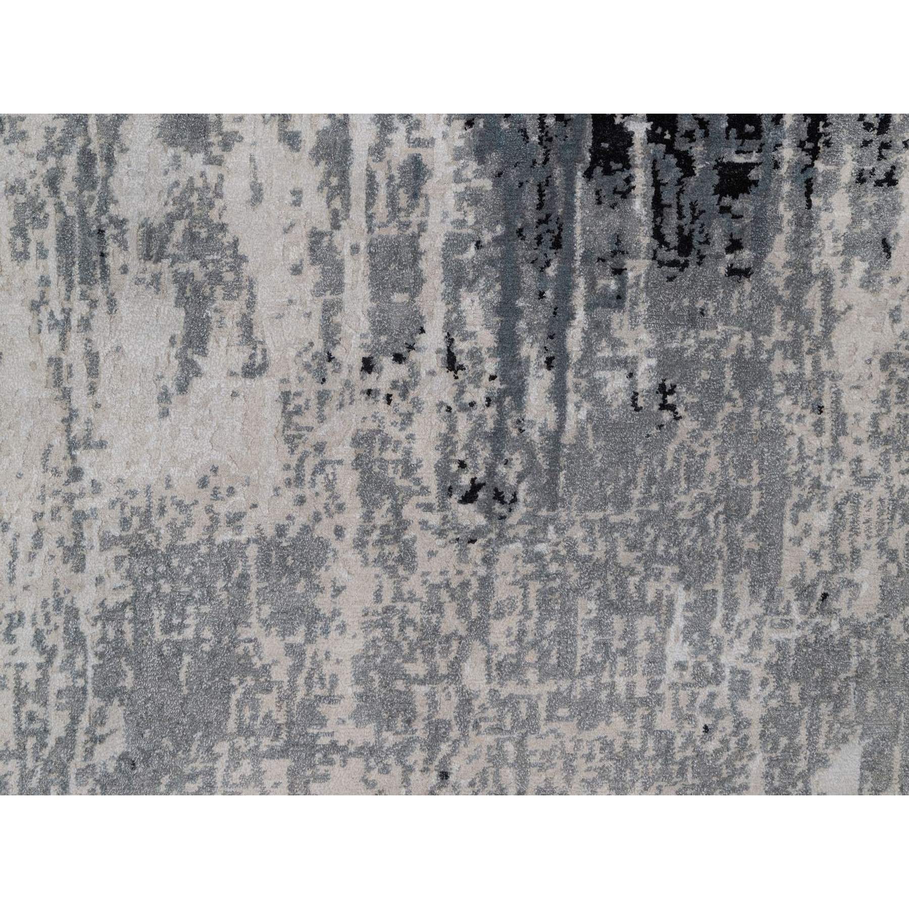 R92387%20009