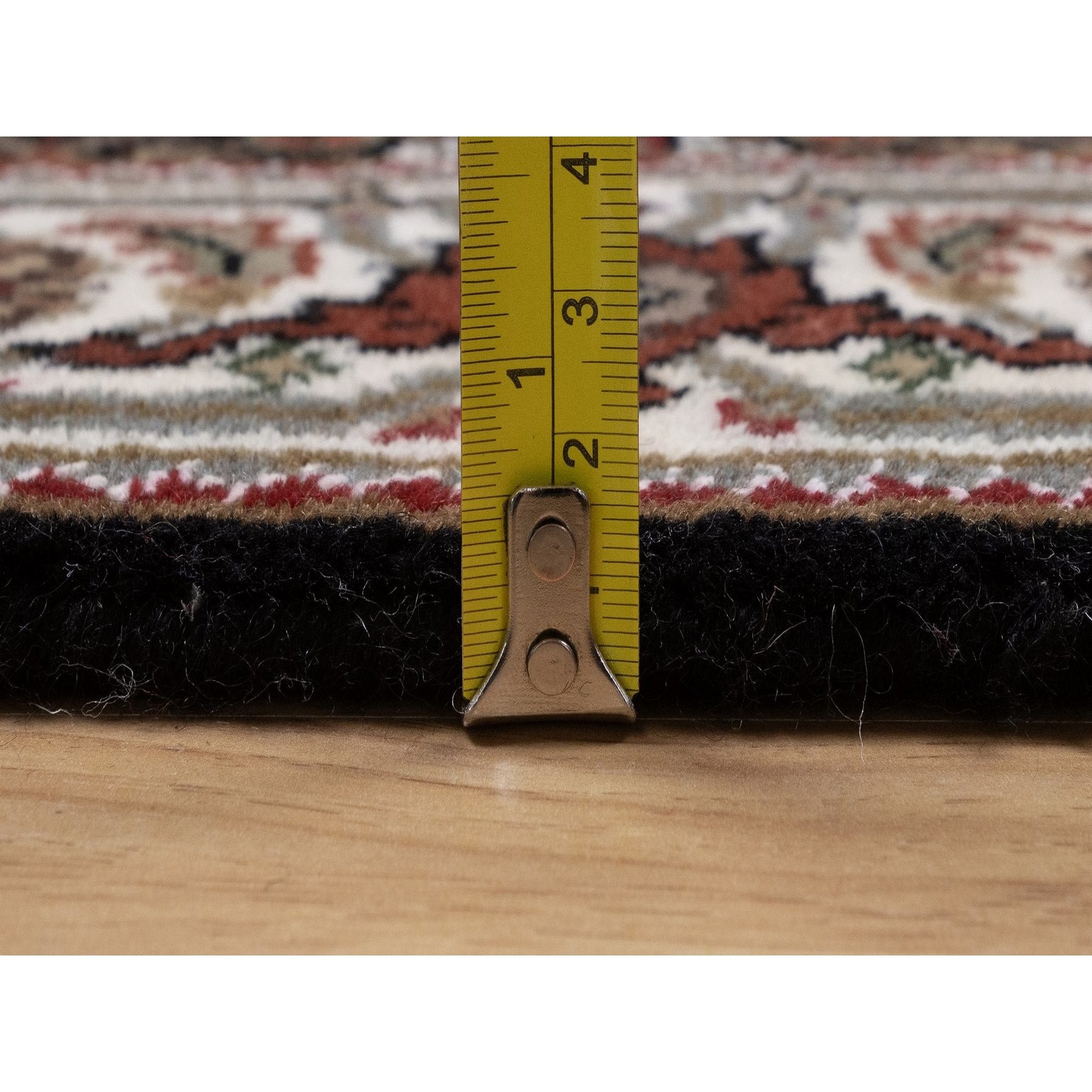 R92689%20007