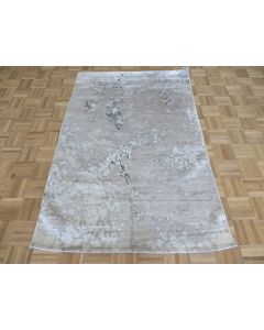 4 x 6 Hand Knotted Gray Modern Tibetan Oriental Rug With Silk G15406